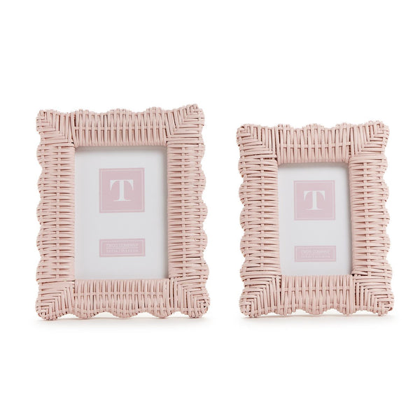 Pink Wicker Scallop Frame